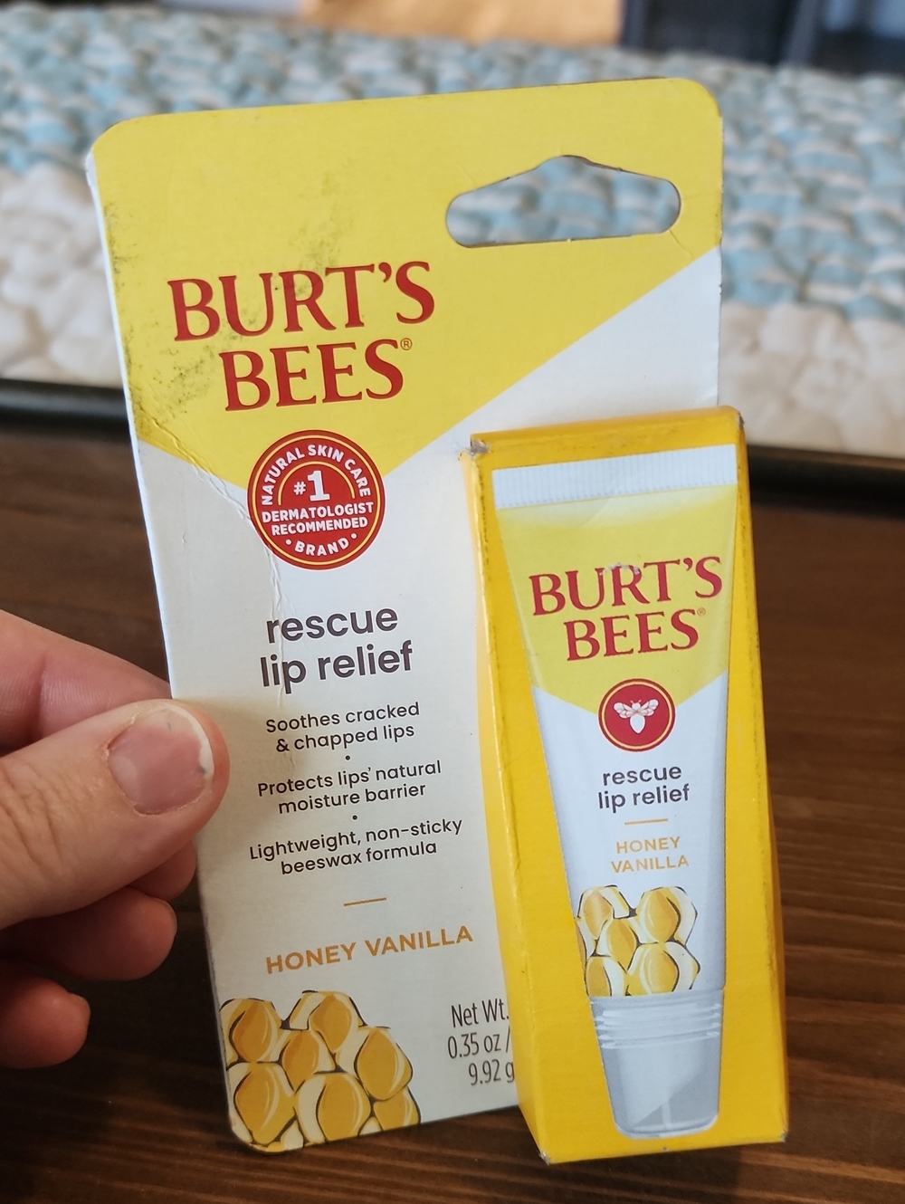 NWT Burt's Bees Rescue Lip Relief- Honey Vanilla